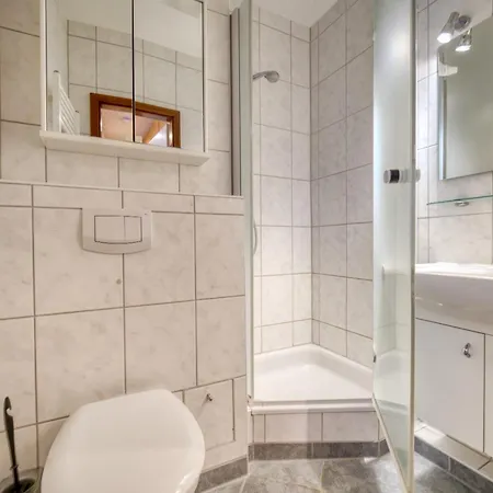 - Haus G, App 0g0708 Appartement